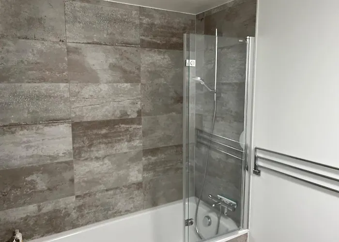 2 Doubles Et Salle De Bains Homestay szállás Crans-pres-Celigny